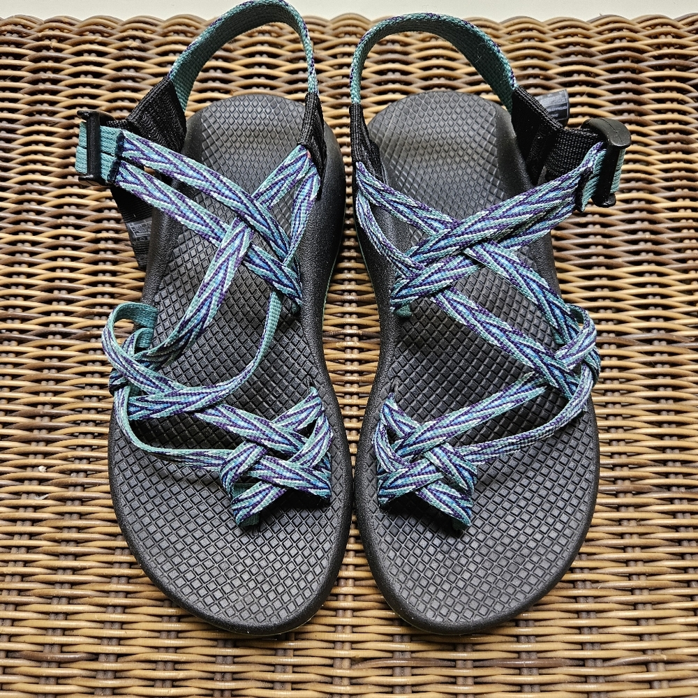 Chaco ZX/2 Classic Dagger sandals sz6
